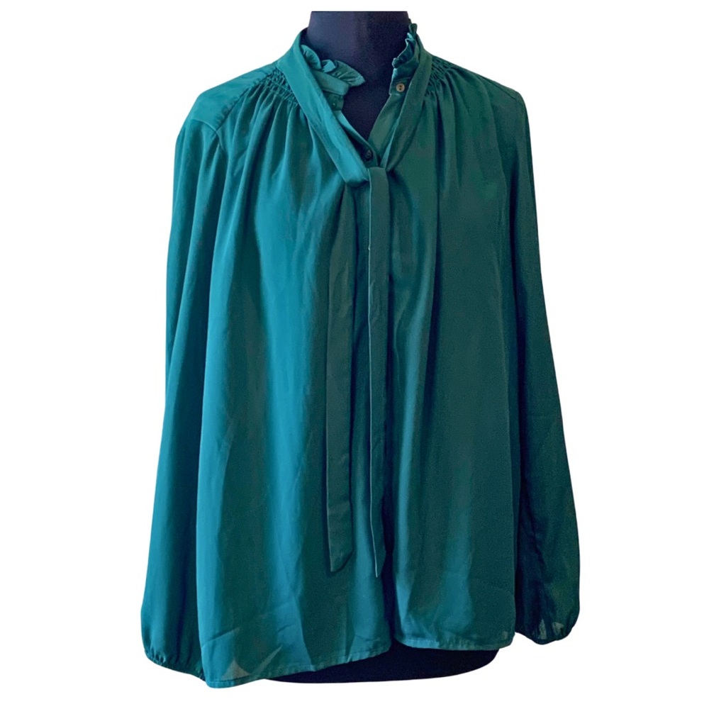 GIBSON Darn Green Blouse Size XL Neck Tie Long Sleeve
